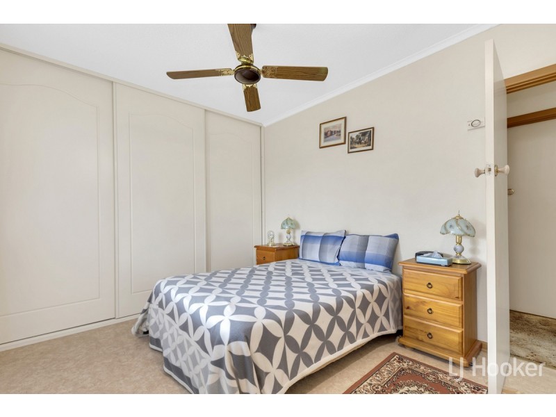 60 St Leonard Crescent, Elizabeth Downs SA 5113