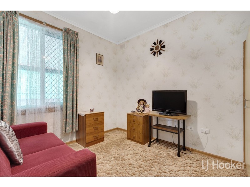 60 St Leonard Crescent, Elizabeth Downs SA 5113