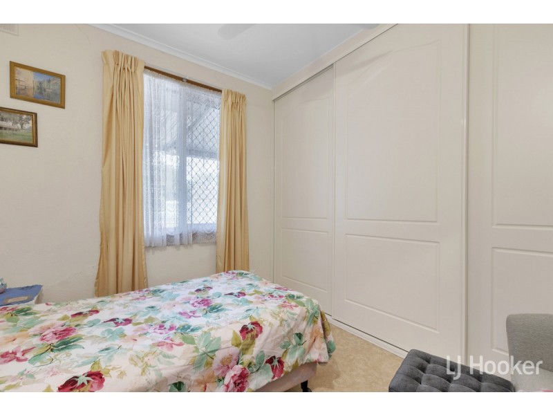 60 St Leonard Crescent, Elizabeth Downs SA 5113