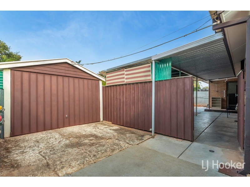 60 St Leonard Crescent, Elizabeth Downs SA 5113