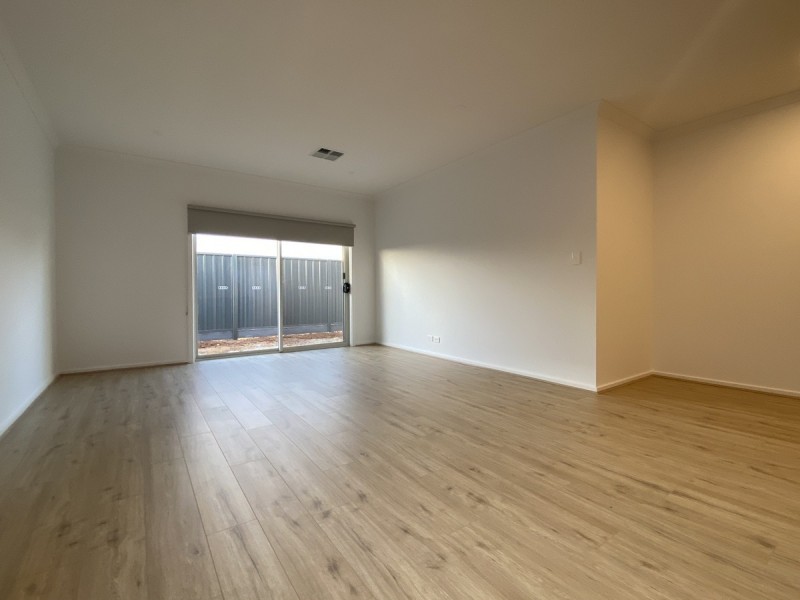 20 Coorong Crescent, Andrews Farm SA 5114