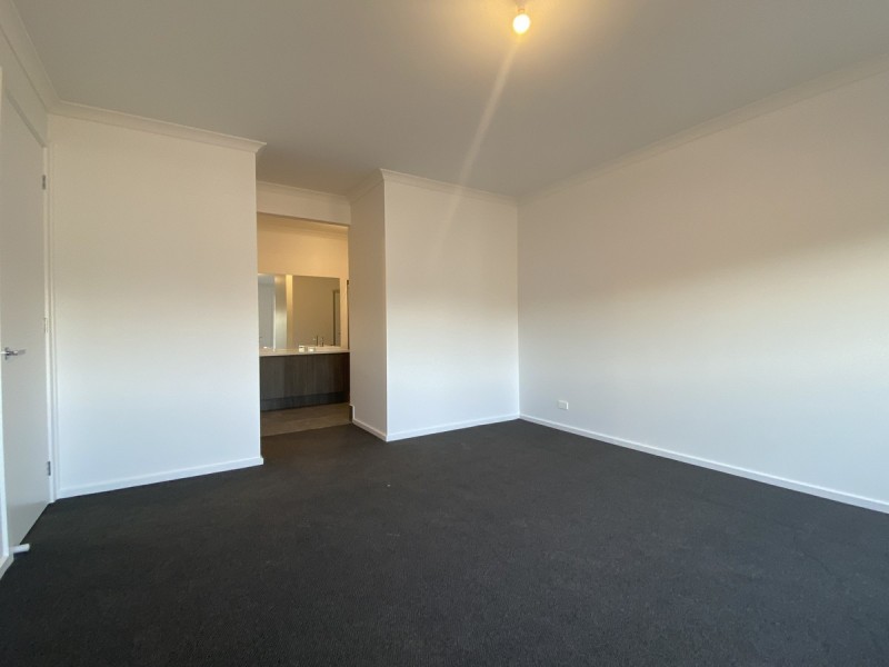 20 Coorong Crescent, Andrews Farm SA 5114