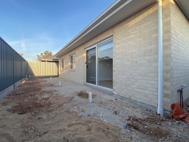 20 Coorong Crescent, Andrews Farm SA 5114