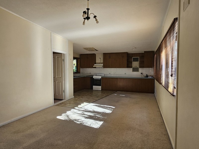 11 Rhus Avenue, Elizabeth Vale SA 5112