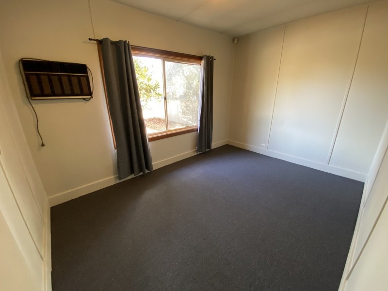 8 John Street, Smithfield SA 5114