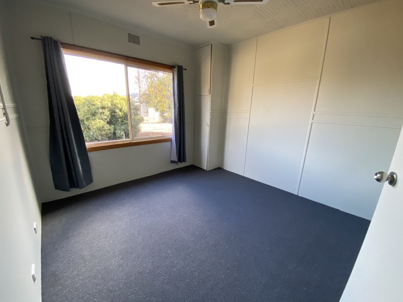8 John Street, Smithfield SA 5114