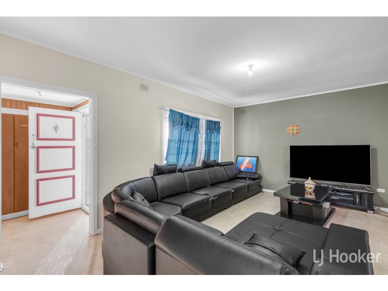 16 Marshalsea Road, Elizabeth Park SA 5113