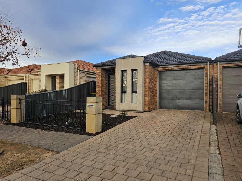 75 Centenary Circuit, Andrews Farm SA 5114