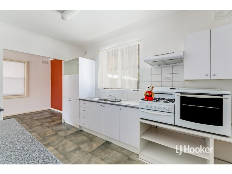 6 Forrestall Road, Elizabeth Downs SA 5113