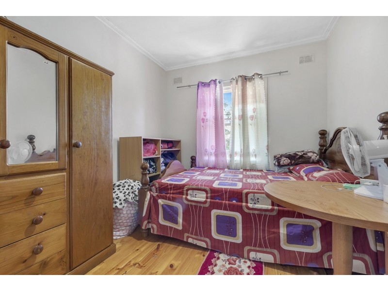 2 Chilmark Street, Elizabeth Vale SA 5112