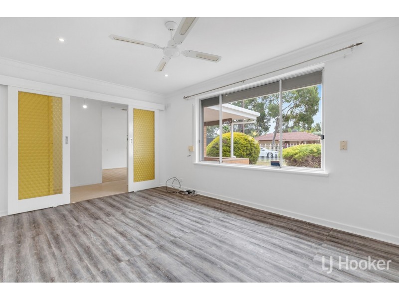 6 Walnut Avenue, Parafield Gardens SA 5107