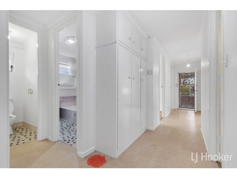 6 Walnut Avenue, Parafield Gardens SA 5107