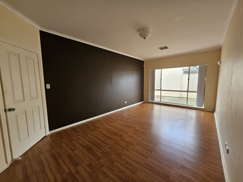 18 Edgewater Place, Burton SA 5110