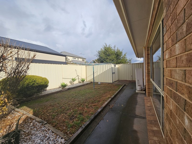 18 Edgewater Place, Burton SA 5110
