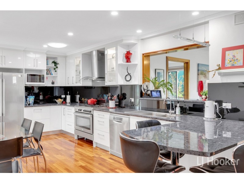 19 Rosewall Avenue, Gulfview Heights SA 5096