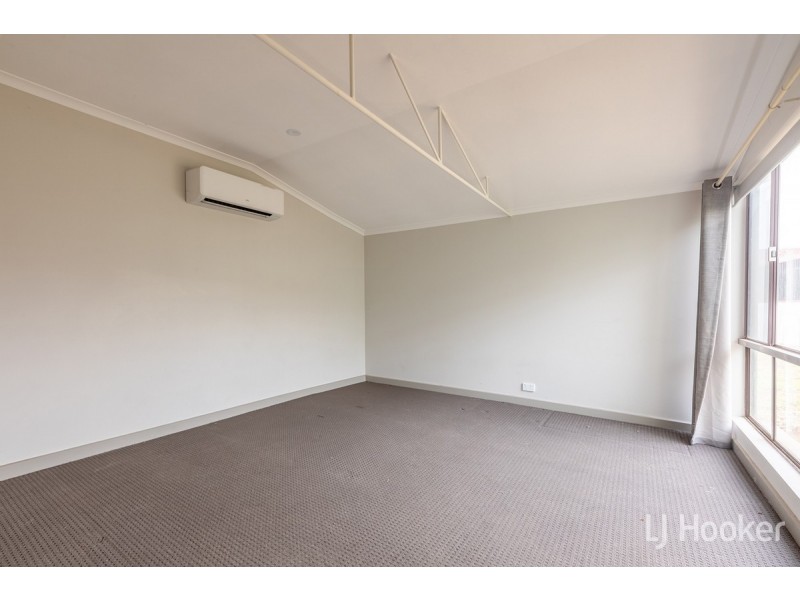 5 Grey Crescent, Evanston Gardens SA 5116