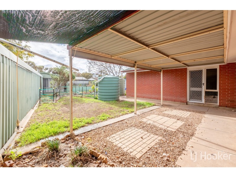 5 Grey Crescent, Evanston Gardens SA 5116