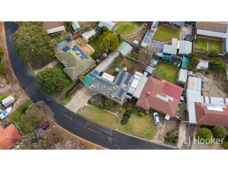 5 Grey Crescent, Evanston Gardens SA 5116