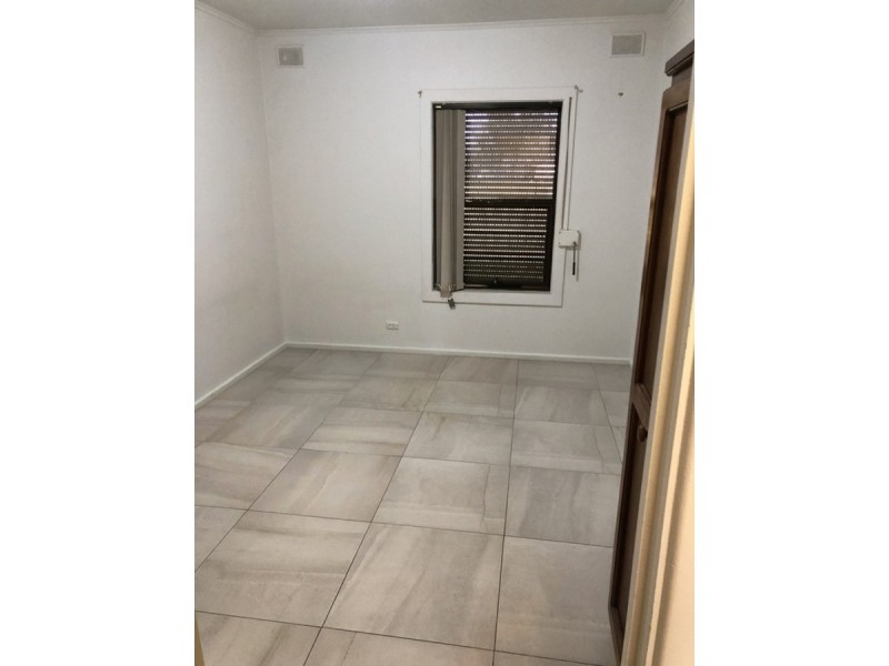 1 Athalie Avenue, Parafield Gardens SA 5107
