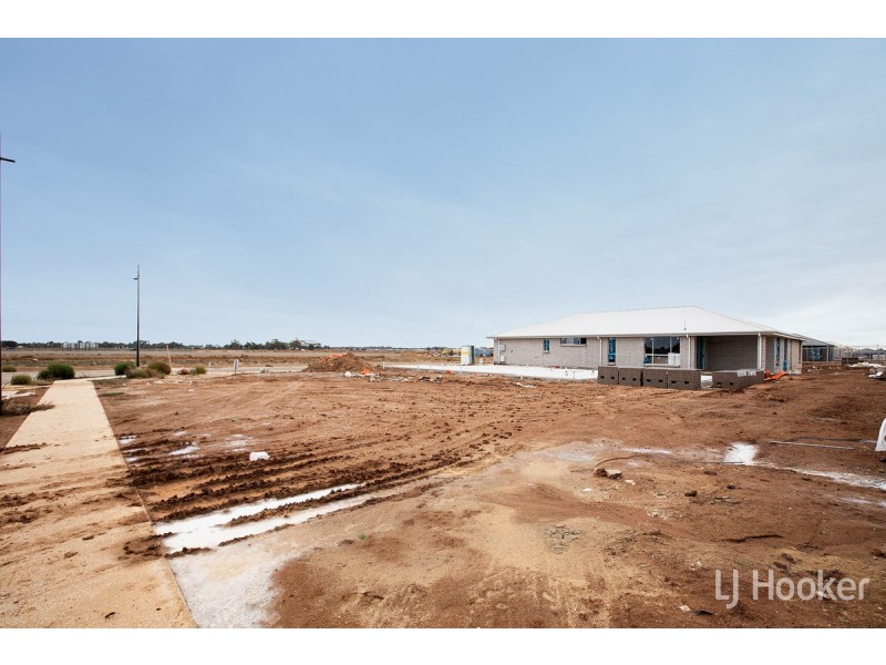 35 Linum Avenue, Andrews Farm SA 5114