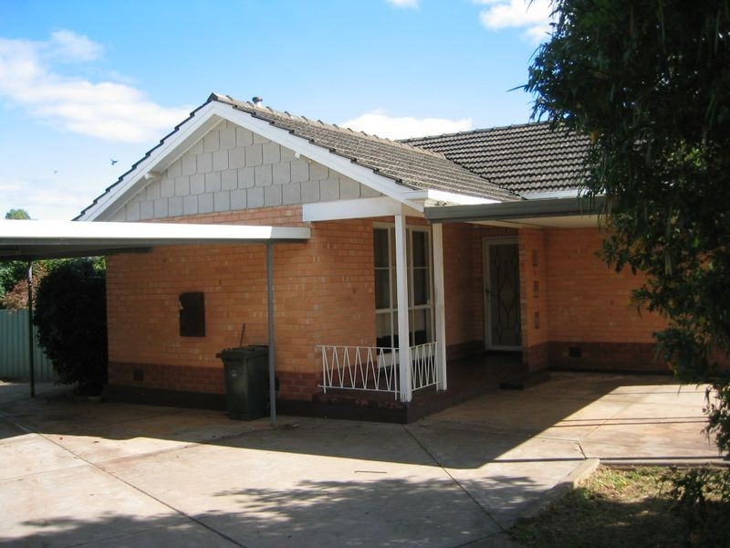 114 McKenzie Road, Elizabeth Downs SA 5113