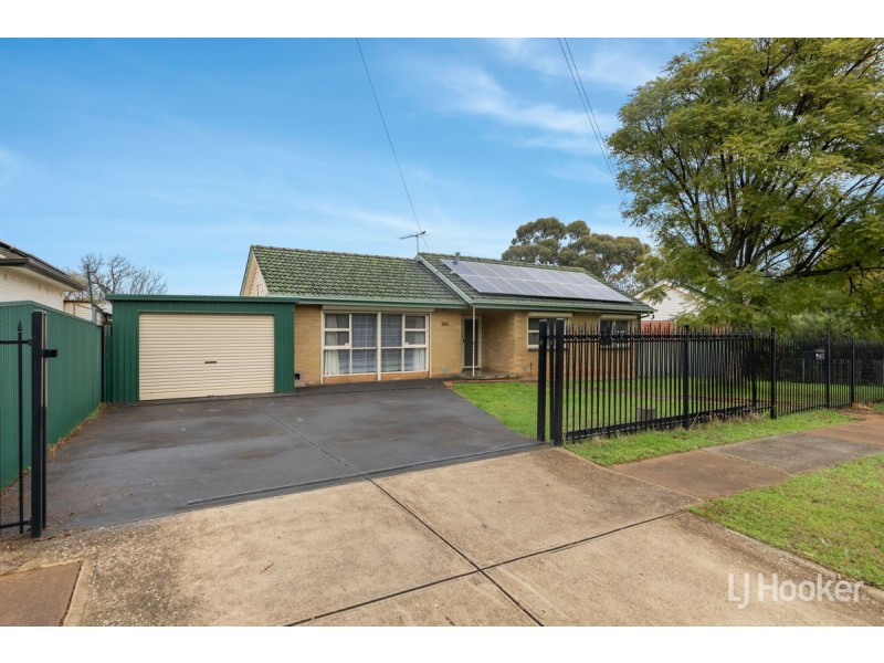 4 Lowe Street, Elizabeth East SA 5112