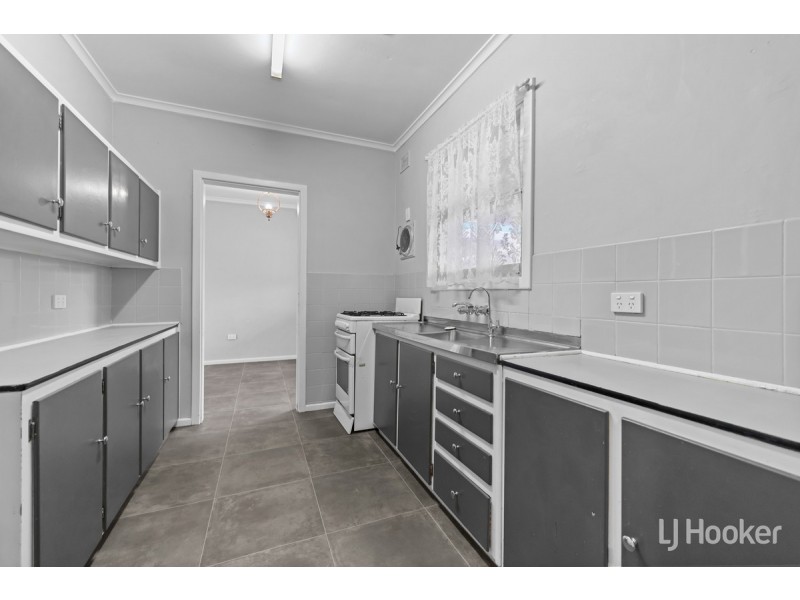 4 Lowe Street, Elizabeth East SA 5112