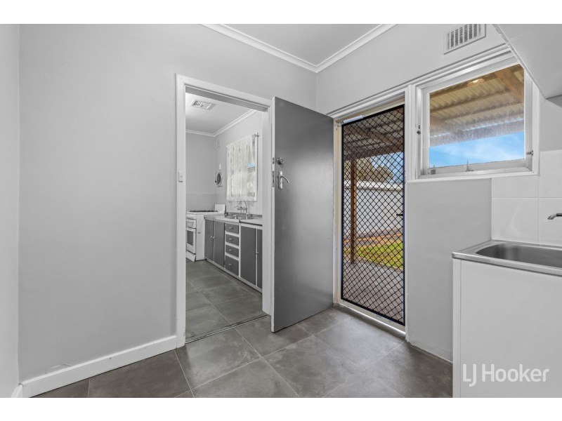 4 Lowe Street, Elizabeth East SA 5112