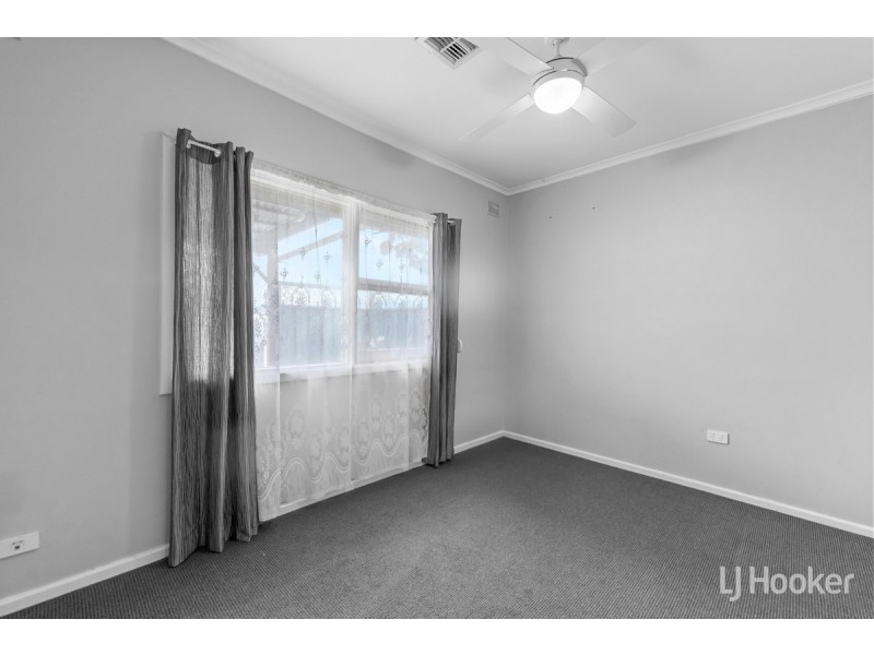4 Lowe Street, Elizabeth East SA 5112