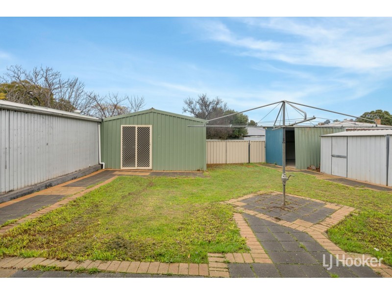 4 Lowe Street, Elizabeth East SA 5112