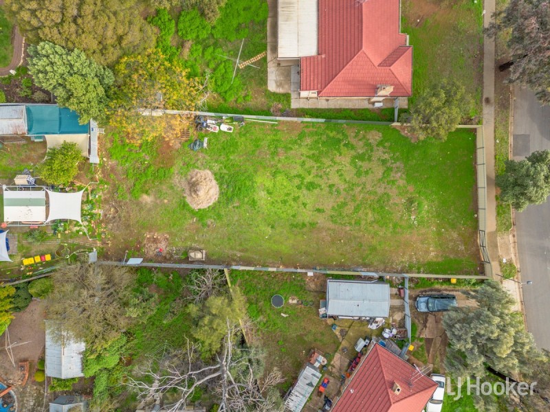 27 Hayles Road, Elizabeth Park SA 5113