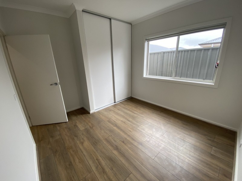 4 Harrow Avenue, Andrews Farm SA 5114