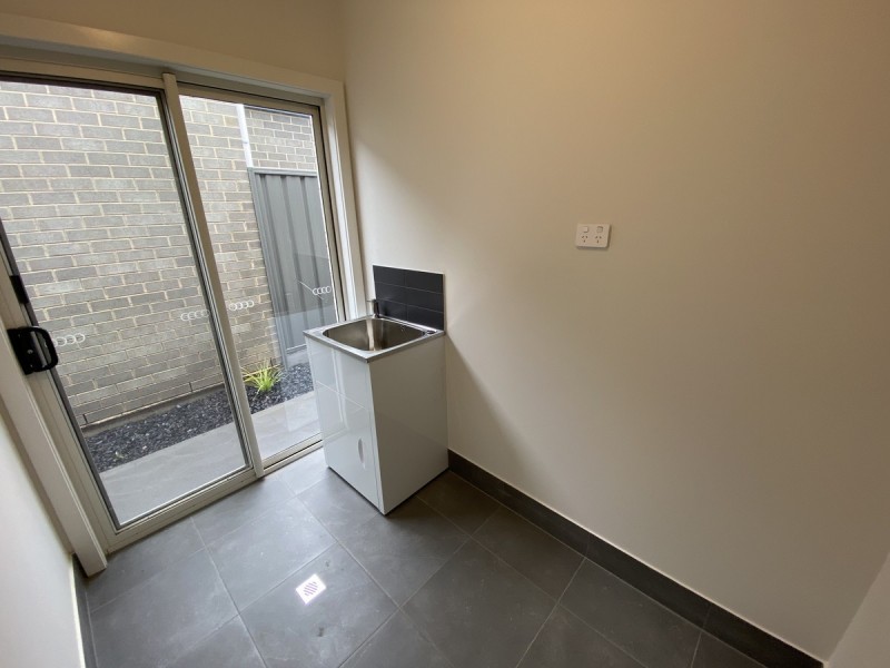 4 Harrow Avenue, Andrews Farm SA 5114