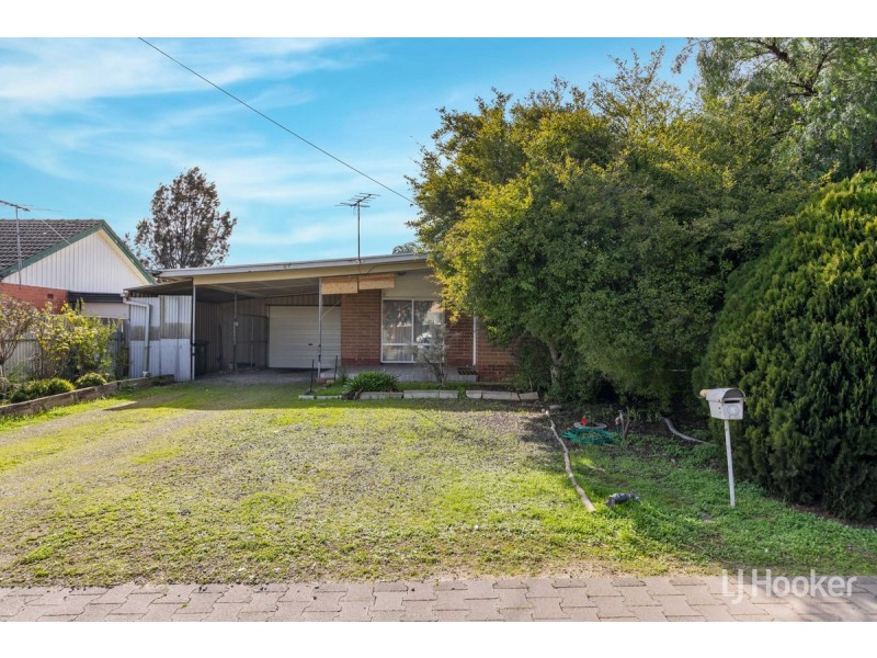 6 Crittenden Road, Smithfield Plains SA 5114