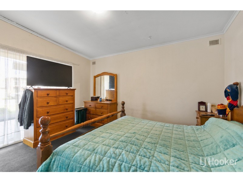 6 Crittenden Road, Smithfield Plains SA 5114