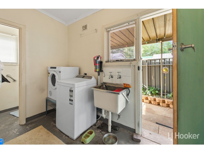 6 Crittenden Road, Smithfield Plains SA 5114