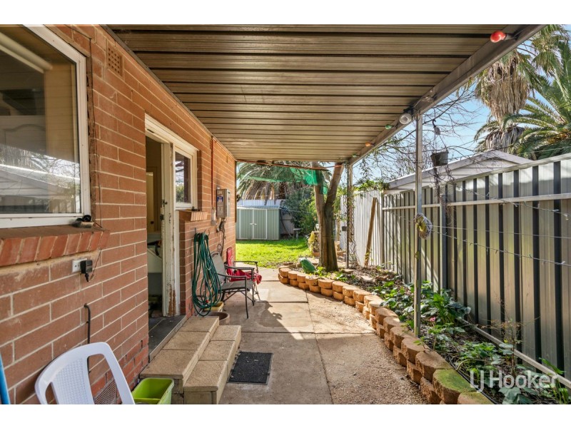6 Crittenden Road, Smithfield Plains SA 5114