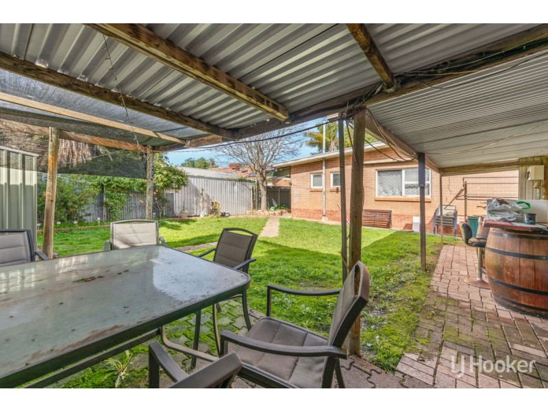 6 Crittenden Road, Smithfield Plains SA 5114