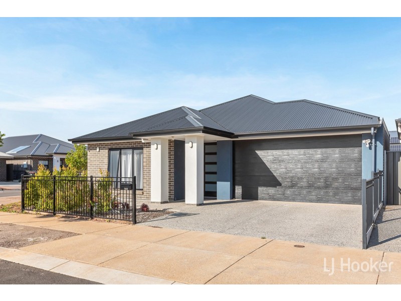 146 Douglas Drive, Munno Para SA 5115