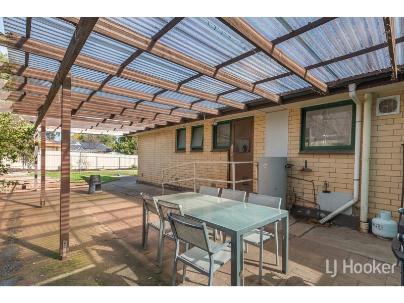 28 Cavenagh Street, Elizabeth Downs SA 5113