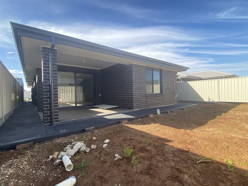 52 Pasanda Road, Munno Para West SA 5115