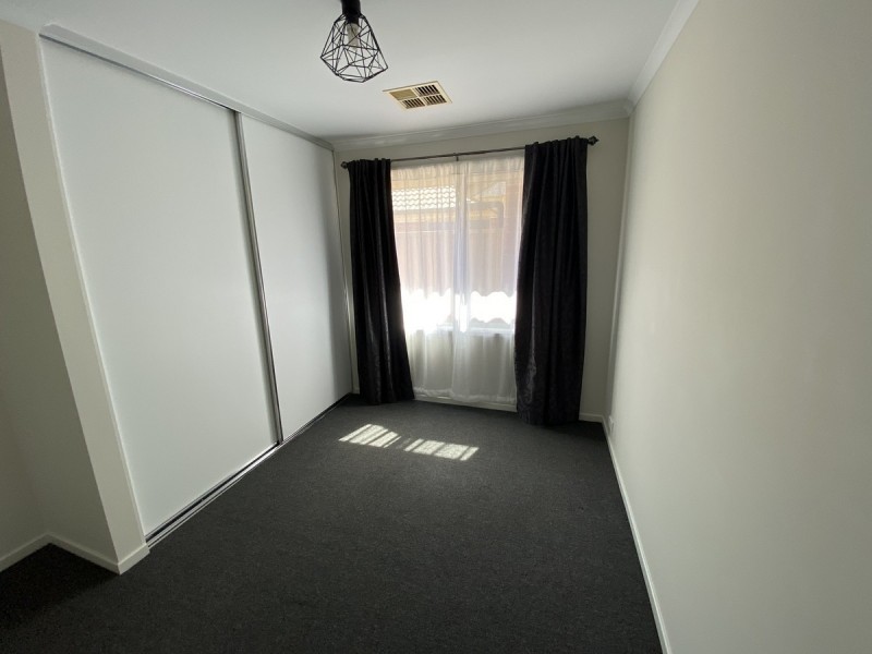 41 Tudor Crescent, Smithfield Plains SA 5114