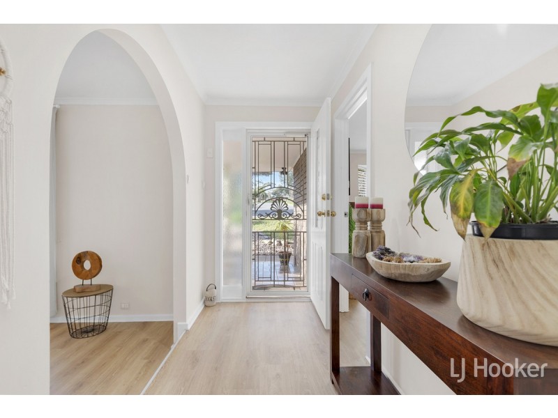 8 Gladman Close, Hillbank SA 5112