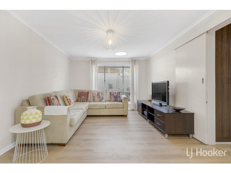 8 Gladman Close, Hillbank SA 5112