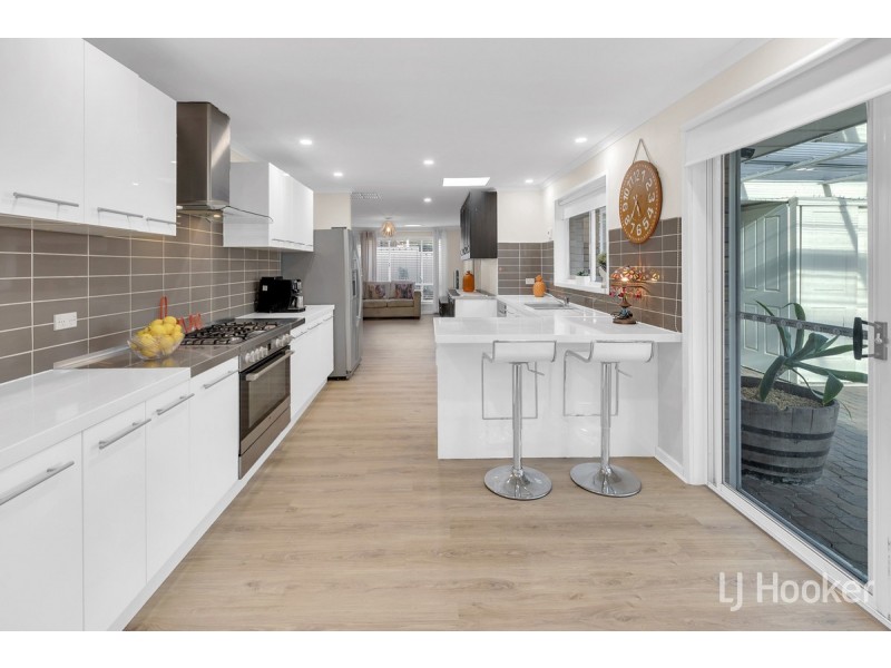 8 Gladman Close, Hillbank SA 5112