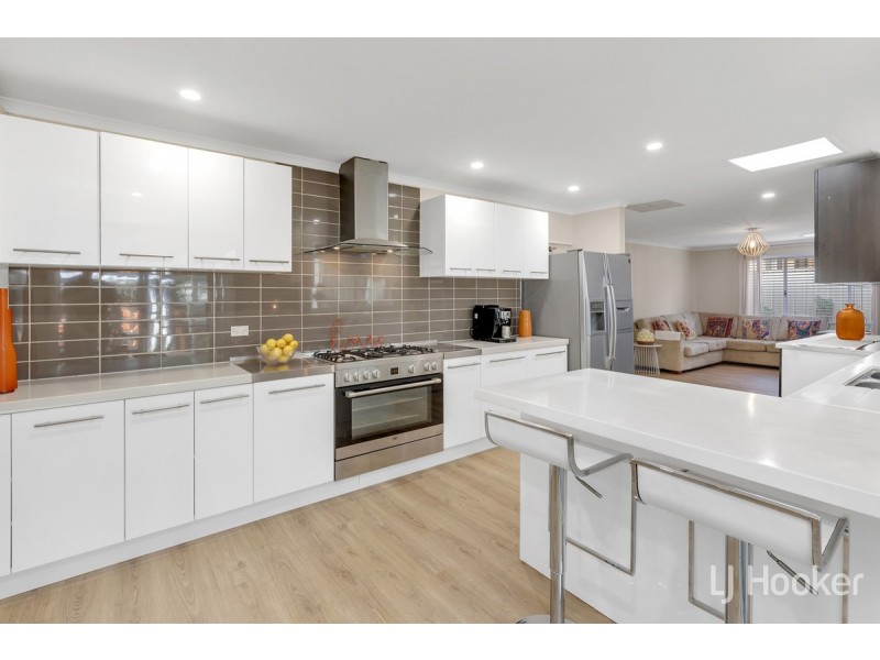 8 Gladman Close, Hillbank SA 5112