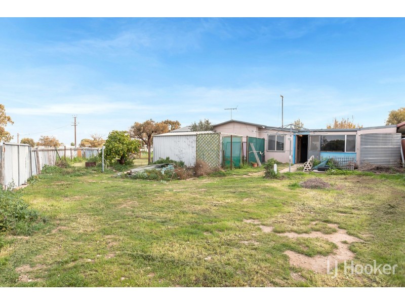 1 Cooper Street, Clinton SA 5570