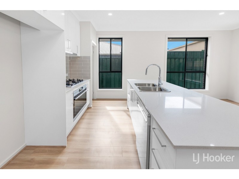 14 Terry Street, Blakeview SA 5114