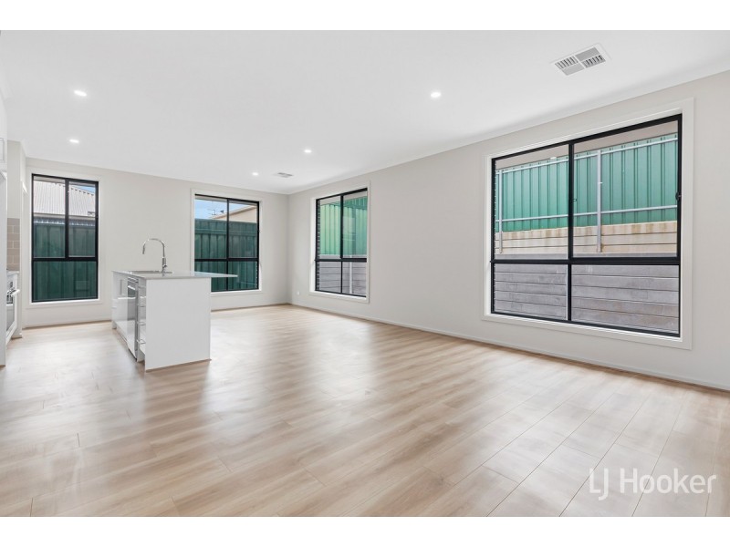 14 Terry Street, Blakeview SA 5114