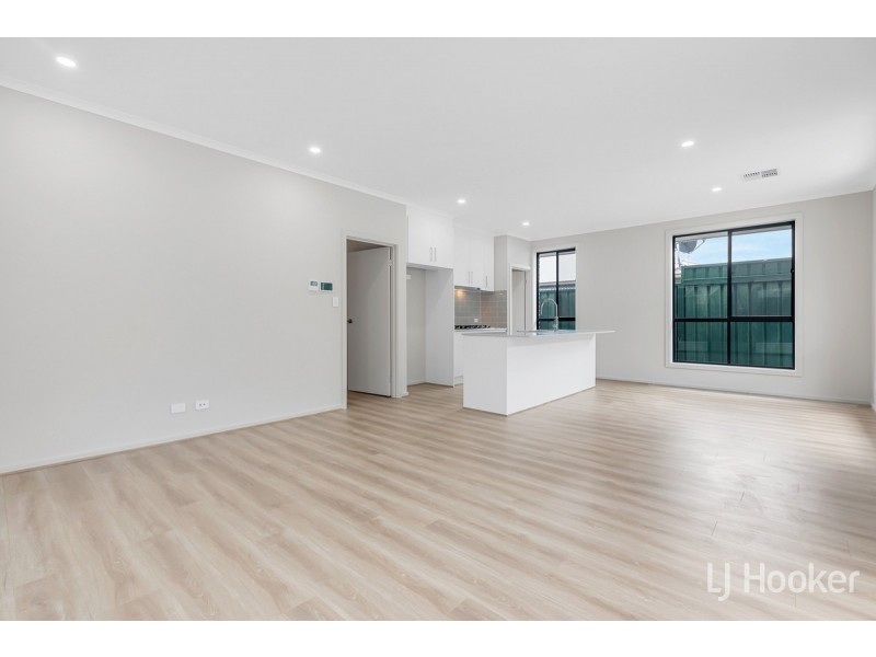 14 Terry Street, Blakeview SA 5114